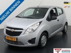 Grijs, metallic lak Gebruikt 2012 Chevrolet Spark LS Hatchback | € 2.999 (Eerlijke prijs)