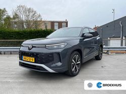 Grijs, metallic lak Gebruikt 2025 VW Tayron Comfortline SUV | € 44.900