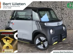 Grijs Nieuw 2025 Opel Rocks-e Rocks | € 10.790
