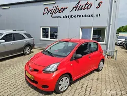 Rood Gebruikt 2009 Toyota Aygo Comfort Hatchback | € 1.850 (Super prijs)