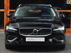 Zwart Gebruikt 2022 Volvo V60 Inscription Stationwagen | € 32.950 (Goede deal)