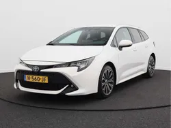 Wit Gebruikt 2020 Toyota Corolla Business Edition Stationwagen | € 20.950 (Eerlijke prijs)