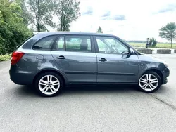 Grijs Gebruikt 2010 Skoda Fabia Stationwagen | € 2.499 (Eerlijke prijs)