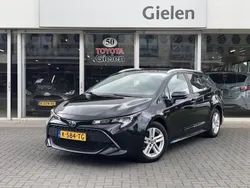 Zwart Gebruikt 2021 Toyota Corolla Active Stationwagen | € 19.900 (Goede deal)