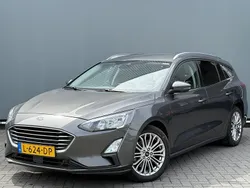 Grijs, metallic lak Gebruikt 2021 Ford Focus Titanium Stationwagen | € 14.899 (Eerlijke prijs)