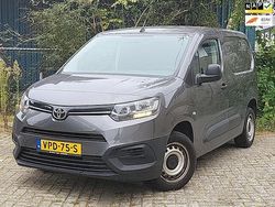 Grijs (metallic) Gebruikt 2022 Toyota Proace City City Van | € 11.950