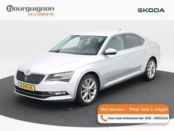 Grijs Gebruikt 2019 Skoda Superb Business Line Hatchback | € 18.850 (Eerlijke prijs)