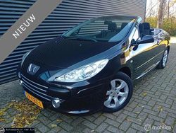 Zwart Gebruikt 2007 Peugeot 307 CC Cabriolet | € 2.949 (Eerlijke prijs)
