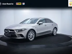 Grijs Gebruikt 2020 Mercedes A250 Luxury Sedan | € 27.125 (Goede deal)