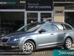 Quartz grey metallic (grijs metallic) Gebruikt 2020 Skoda Octavia Business Line Stationwagen | € 19.250 (Goede deal)