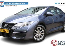Blauw Gebruikt 2016 Honda Civic Comfort Hatchback | € 10.950 (Iets duurder)