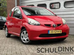 Rood Gebruikt 2008 Toyota Aygo Hatchback | € 1.450 (Goede deal)
