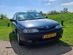 Groen Gebruikt 1995 Renault Laguna Hatchback | € 2.250