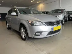 Grijs Gebruikt 2010 Kia Ceed Stationwagen | € 4.249 (Eerlijke prijs)