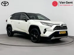 Wit Gebruikt 2021 Toyota RAV4 Hybrid SUV | € 37.999 (Eerlijke prijs)