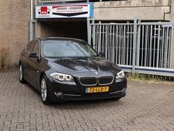 Grijs Gebruikt 2010 BMW 523 Executive Sedan | € 9.499 (Eerlijke prijs)