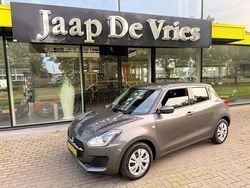 Grijs Gebruikt 2023 Suzuki Swift Comfort Hatchback | € 16.950 (Eerlijke prijs)
