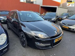 Zwart Gebruikt 2013 Renault Laguna III Bose Edition Stationwagen | € 4.499 (Eerlijke prijs)