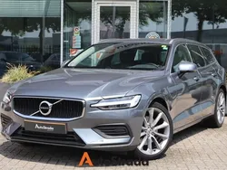 Grijs Gebruikt 2020 Volvo V60 Momentum Stationwagen | € 25.900 (Goede deal)