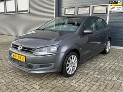 Grijs Gebruikt 2010 VW Polo Comfortline Hatchback | € 2.750 (Goede deal)
