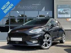 Zwart Gebruikt 2018 Ford Fiesta ST-Line Hatchback | € 12.490 (Eerlijke prijs)