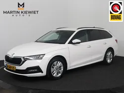 Wit Gebruikt 2022 Skoda Octavia Business Line Stationwagen | € 14.750 (Goede deal)