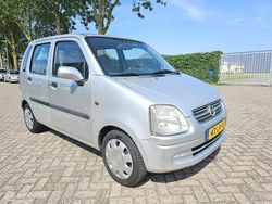 Grijs Gebruikt 2003 Opel Agila Comfort Hatchback | € 899 (Goede deal)