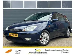 Blauw Gebruikt 2004 Ford Focus Hatchback | € 945 (Goede deal)