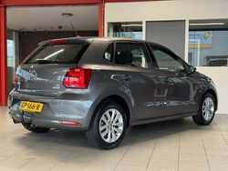 Grijs Gebruikt 2015 VW Polo Highline Hatchback | € 12.950 (Eerlijke prijs)