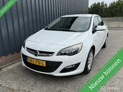 Wit Gebruikt 2013 Opel Astra Cosmo Hatchback | € 4.999 (Goede deal)