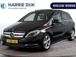 Zwart Gebruikt 2014 Mercedes B180 Ambition MPV | € 13.495 (Goede deal)