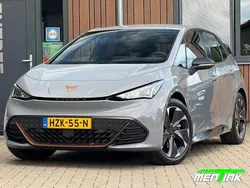 Grijs, andere lak Gebruikt 2023 Cupra Born Hatchback | € 34.450 (Duur)