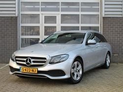 Grijs Gebruikt 2017 Mercedes 200 Premium Stationwagen | € 26.950 (Eerlijke prijs)