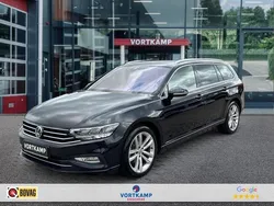 Zwart Gebruikt 2020 VW Passat Business Stationwagen | € 26.950 (Eerlijke prijs)