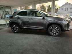 Grijs, metallic lak Nieuw 2024 Toyota Yaris Cross Team SUV | € 36.995 (Duur)