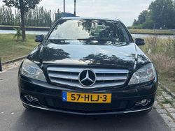 Zwart Gebruikt 2009 Mercedes C220 Sedan | € 5.100 (Eerlijke prijs)