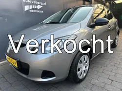 Grijs Gebruikt 2010 Mazda 2 Hatchback | € 5.750 (Eerlijke prijs)