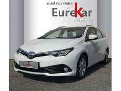 Wit Gebruikt 2015 Toyota Auris Stationwagen | € 14.490 (Eerlijke prijs)
