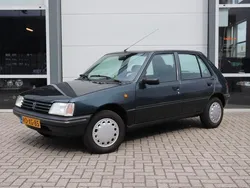 Groen Gebruikt 1997 Peugeot 205 Hatchback | € 5.950