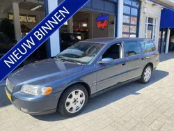 Blauw Gebruikt 2006 Volvo V70 Stationwagen | € 2.399 (Eerlijke prijs)