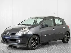 Grijs Gebruikt 2006 Renault Clio II Dynamique Hatchback | € 399 (Super prijs)