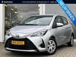 Grijs Gebruikt 2017 Toyota Yaris Hybrid Hatchback | € 14.950 (Goede deal)