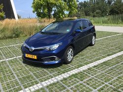 Blauw Gebruikt 2016 Toyota Auris Hatchback | € 10.750 (Eerlijke prijs)