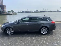 Grijs Gebruikt 2012 Opel Insignia Stationwagen | € 4.500 (Goede deal)