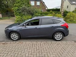 Grijs Gebruikt 2011 Ford Focus Titanium Hatchback | € 5.950 (Eerlijke prijs)