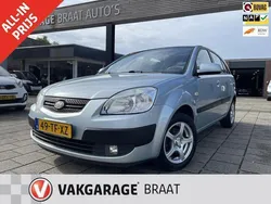 Grijs Gebruikt 2006 Kia Rio Hatchback | € 5.350 (Iets duurder)
