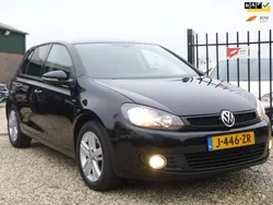 Zwart, metallic lak Gebruikt 2012 VW Golf VII Highline Hatchback | € 7.750 (Eerlijke prijs)