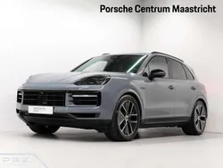 Grijs Gebruikt 2024 Porsche Cayenne S E-Hybrid SUV | € 134.750 (Duur)