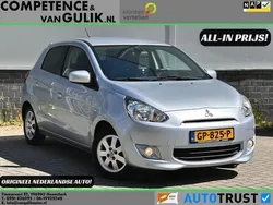 Grijs Gebruikt 2015 Mitsubishi Space Star Hatchback | € 6.950 (Eerlijke prijs)