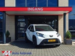 Wit Gebruikt 2023 Toyota Aygo Hatchback | € 15.500 (Eerlijke prijs)